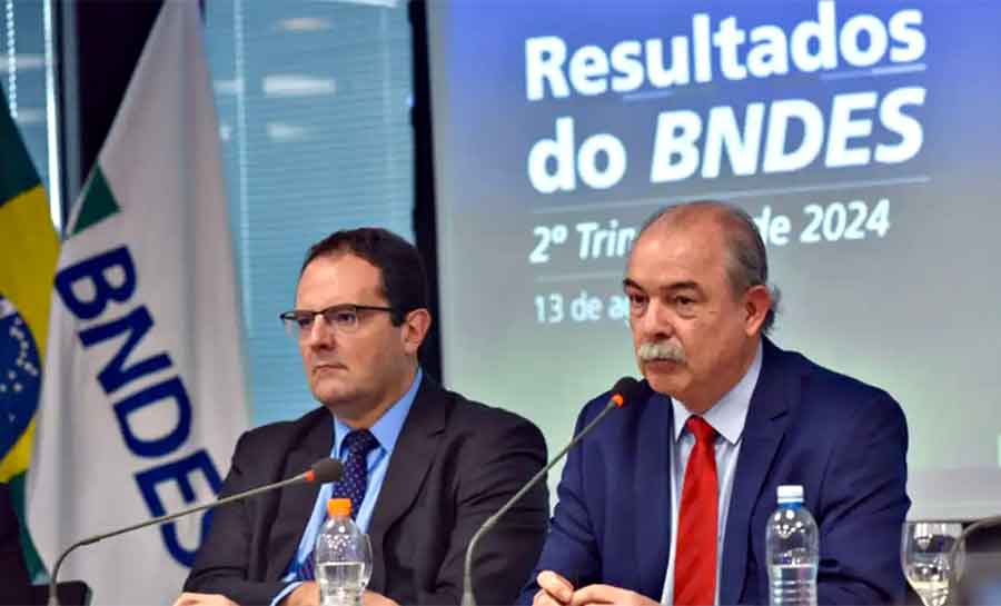 Mercadante: BNDES dobrou crédito para o RS em relação a 2023