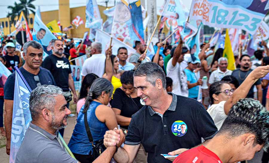 Militância do 15 lota entrada do Calafate em apoio a Marcus Alexandre prefeito