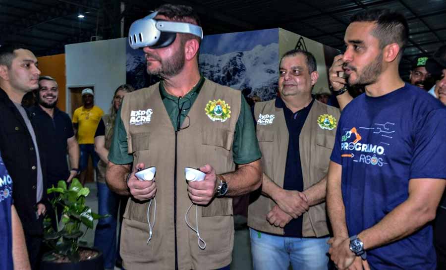 Governador Gladson Cameli faz tour virtual pelo Museu de Paleontologia da Universidade Federal do Acre