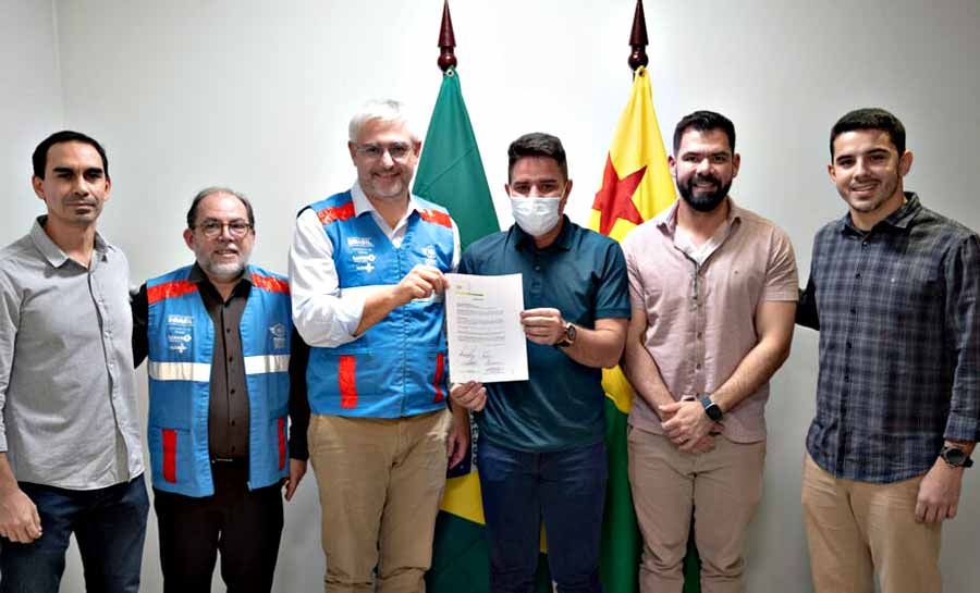 Governo do Acre assina ordem de serviço para nova etapa da maternidade de Rio Branco, reforçando compromisso com as futuras gerações