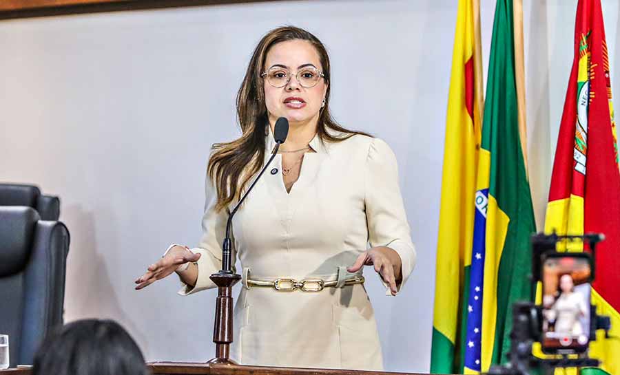 Michelle Melo denuncia funcionários fantasmas no IDAF e critica gestões estadual e municipal