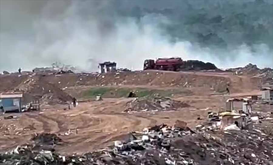 Incêndio volta a atingir aterro sanitário na Transacreana, em Rio Branco