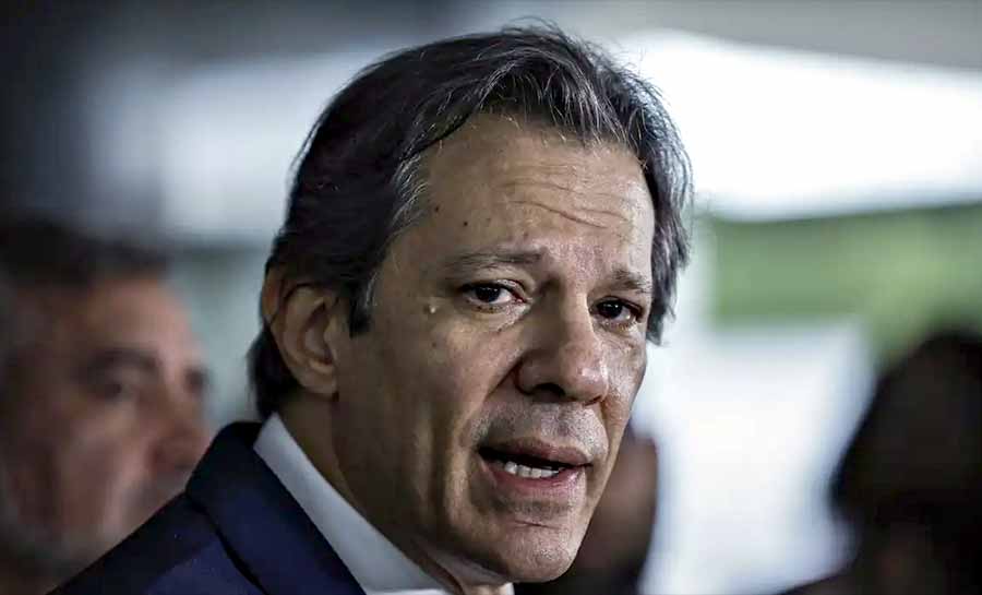 Lula pediu inclusão de ministério em corte de gastos, diz Haddad