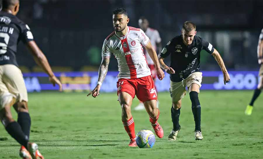 Inter supera Vasco em luta por vaga direta para a Libertadores