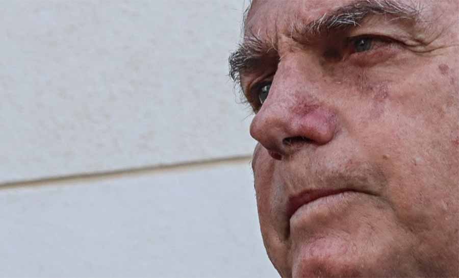 Indiciado, Bolsonaro pode ter benefício em prescrição de crimes ao fazer 70 anos