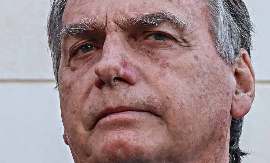 Bolsonaro atuou de forma “direta e efetiva” para tentar golpe, diz PF