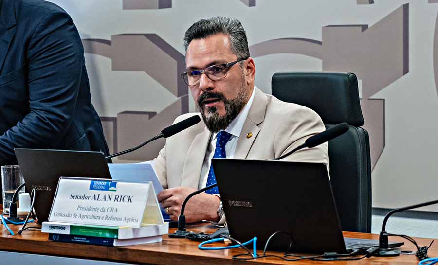 Senador Alan Rick exige respeito aos produtores brasileiros e apresenta voto de repúdio a Deputado Francês que comparou carne brasileira a lixo