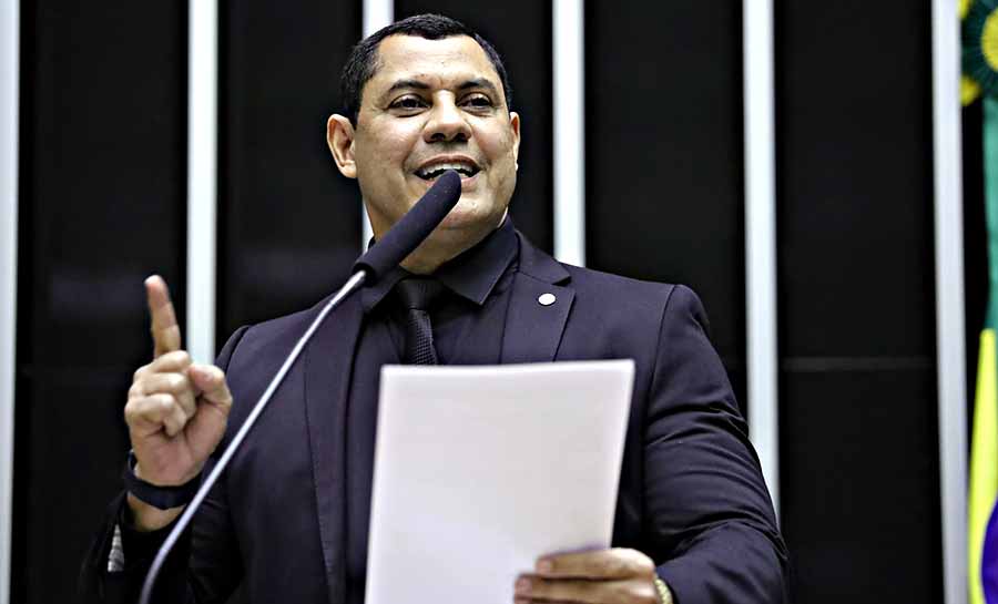 Coronel Ulysses confronta ministro da Justiça em audiência na Câmara dos Deputados