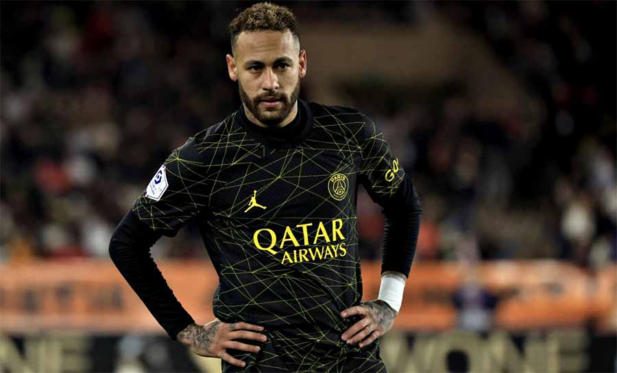 Neymar vê ‘injustiça’ da torcida em saída do PSG e admite ressentimento com dirigentes