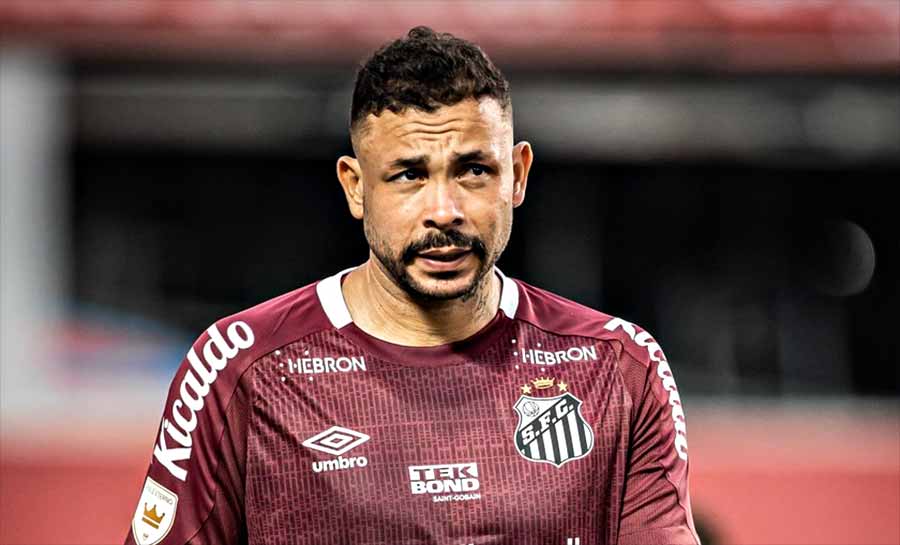 Mesmo com 10 saídas, Santos tem lista de jogadores com futuro incerto; veja os nomes