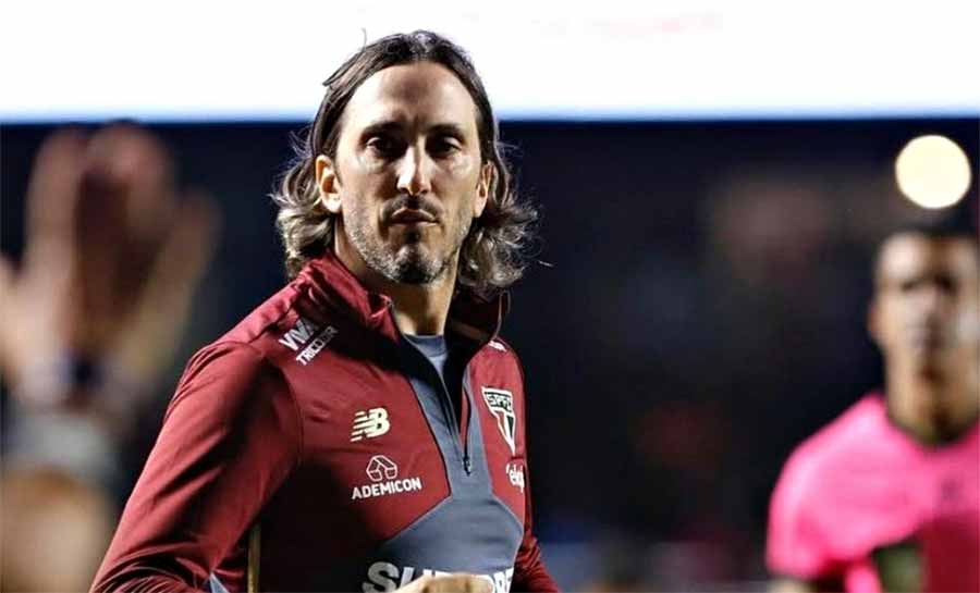 São Paulo toma decisão sobre Zubeldía após eliminação