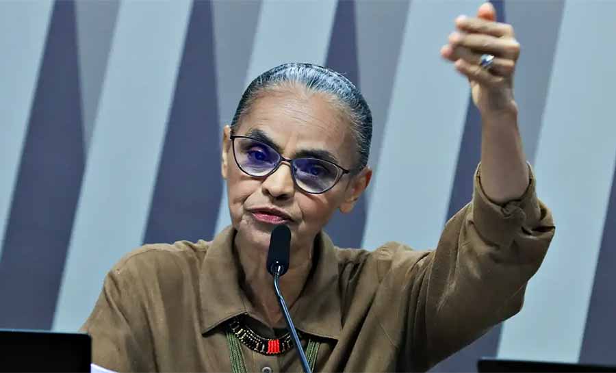 Marina Silva deixa audiência após ataque e ofensas de senador