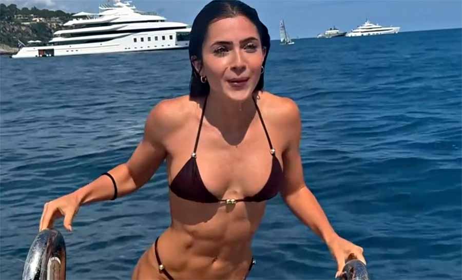 Jade Picon abre álbum de fotos de biquíni e ganha elogios