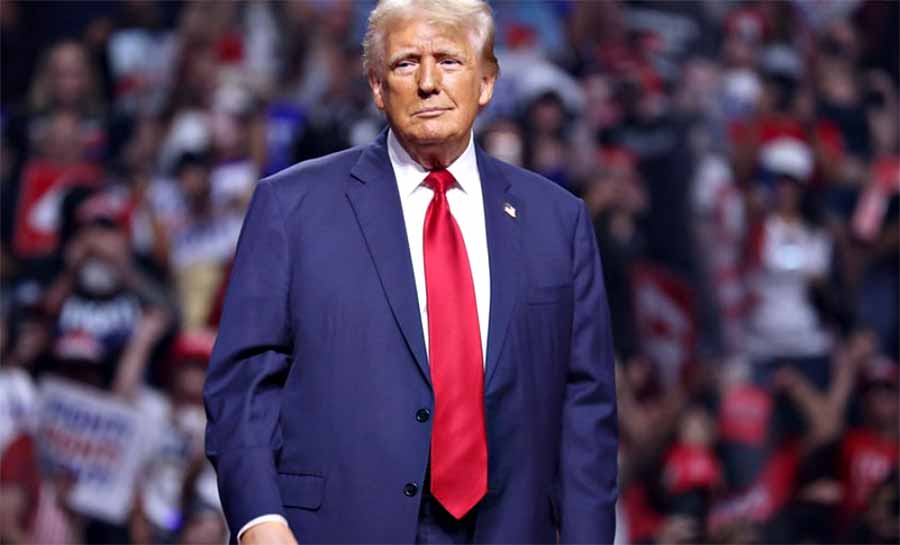 Donald Trump derruba liminar e reativa tarifaço nos EUA