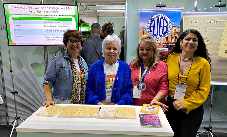 Acreanas participam do V Encontro Nacional da AJEB e lançam livros na Bienal do Livro Rio 2025