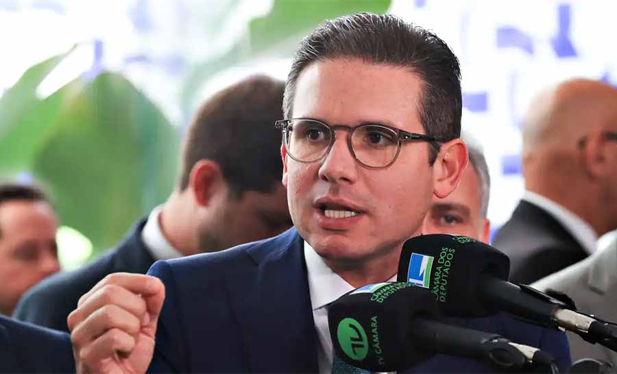 Motta pauta derrubar IOF; Senado vota aumentar número de deputados