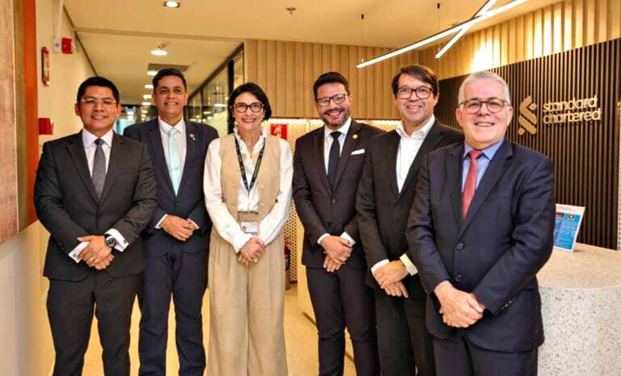 Governo do Acre amplia diálogo com entidade britânica Standard Chartered Bank para parcerias corporativas sustentáveis