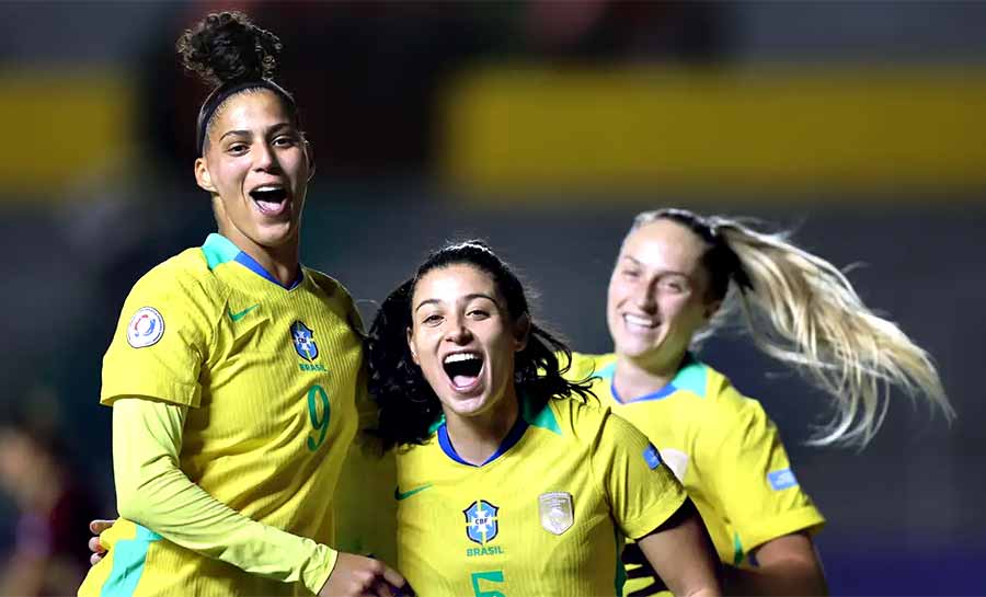 Brasil inicia Copa América com vitória de 2 a 0 sobre a Venezuela