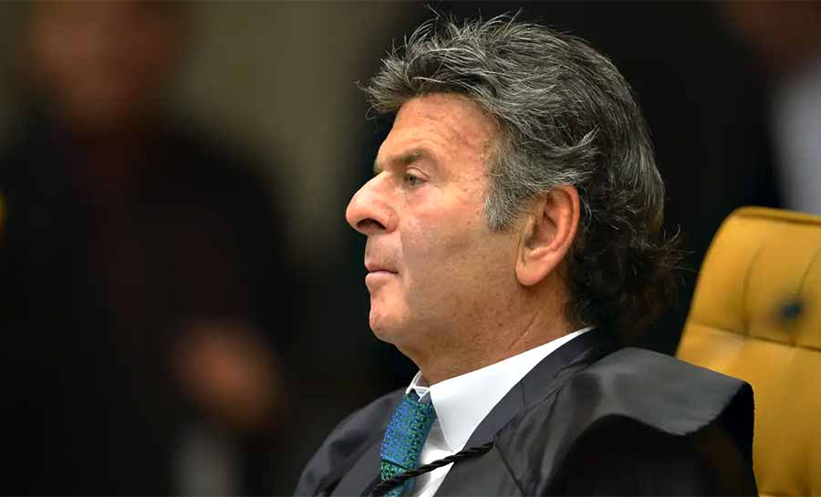 Fux diverge, mas Primeira Turma confirma tornozeleira para Bolsonaro