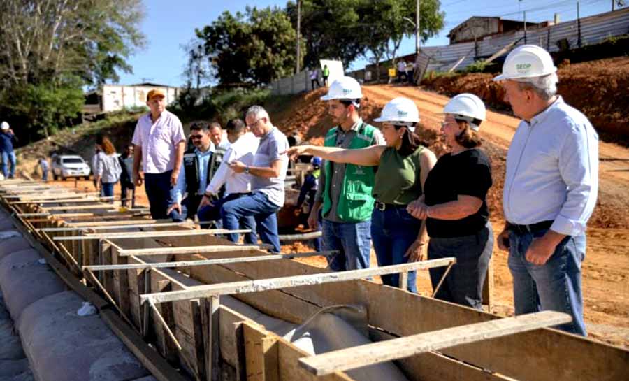 Vice-governadora Mailza visita obras da Orla do Quinze e destaca valorização histórica do bairro
