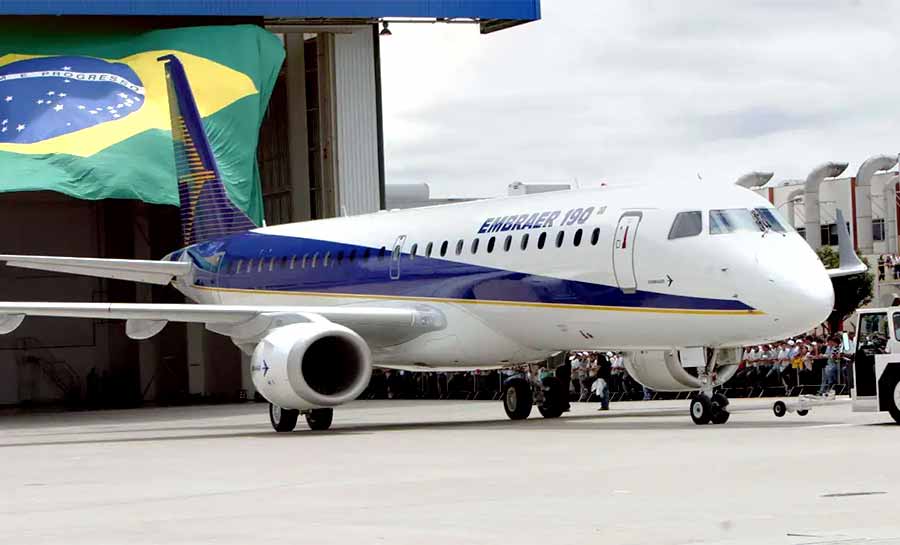 Tarifaço de Trump deixa de fora aviões, minérios e suco de laranja