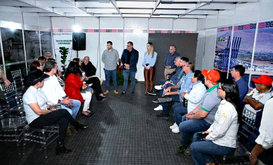 Encontro Trinacional compõe pauta da 4ª noite de Expoacre no Salão de Negócios da Indústria