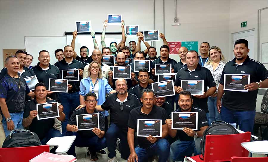 Parceria entre SENAI e TCL qualifica profissionais de climatização no Acre