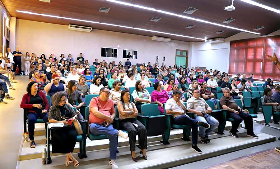 Educação do Acre debate Projeto Ideb com gestores das escolas do Estado