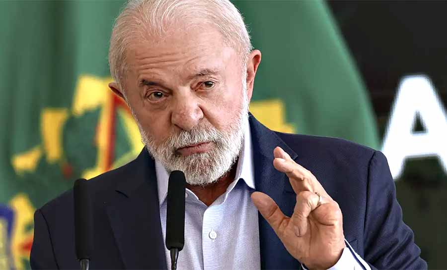 Lula finaliza plano aos setores afetados por tarifaço de Trump