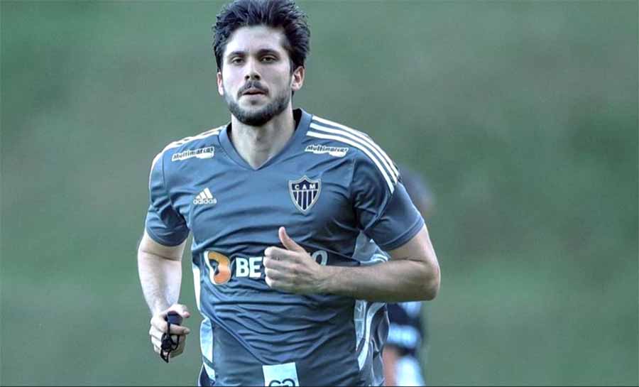 Zagueiro “encostado” no Galo pode ser reforço do São Paulo