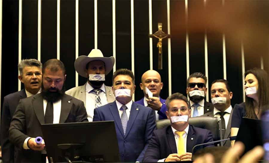 Punição a motim no Congresso deve ser ágil e rigorosa