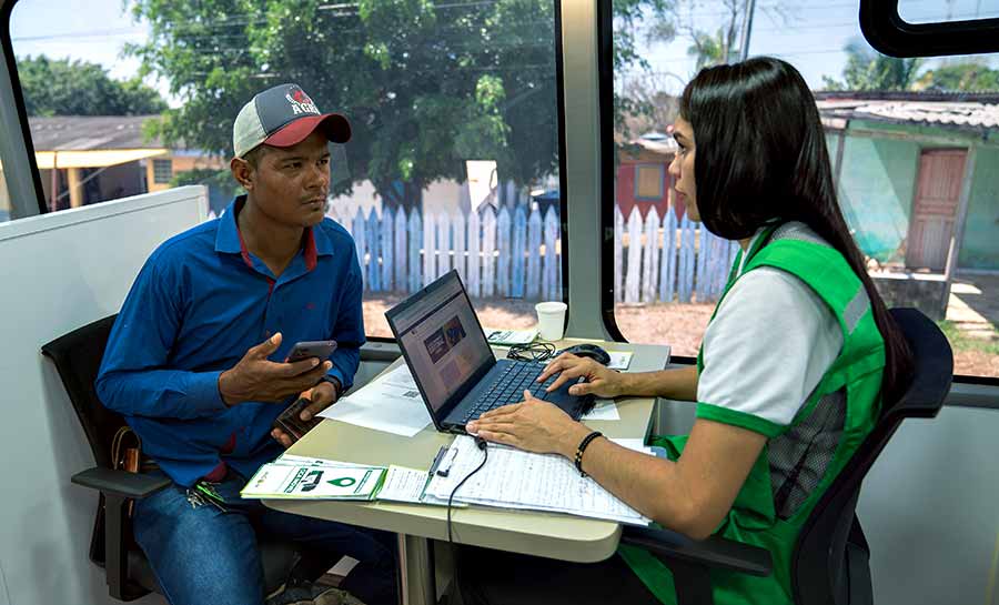 Com ônibus adquirido por emenda de Alan Rick, OCA Móvel chega ao Bujari e amplia atendimentos no Acre