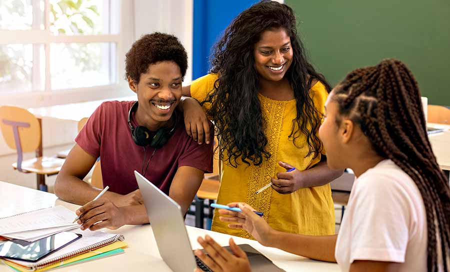 Competição nacional estimula jovens a empreenderem e criarem soluções tecnológicas