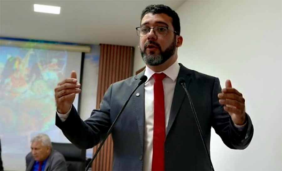 Diante de novas denúncias, André Kamai critica postura do prefeito e volta a cobrar afastamento de secretário acusado de crimes