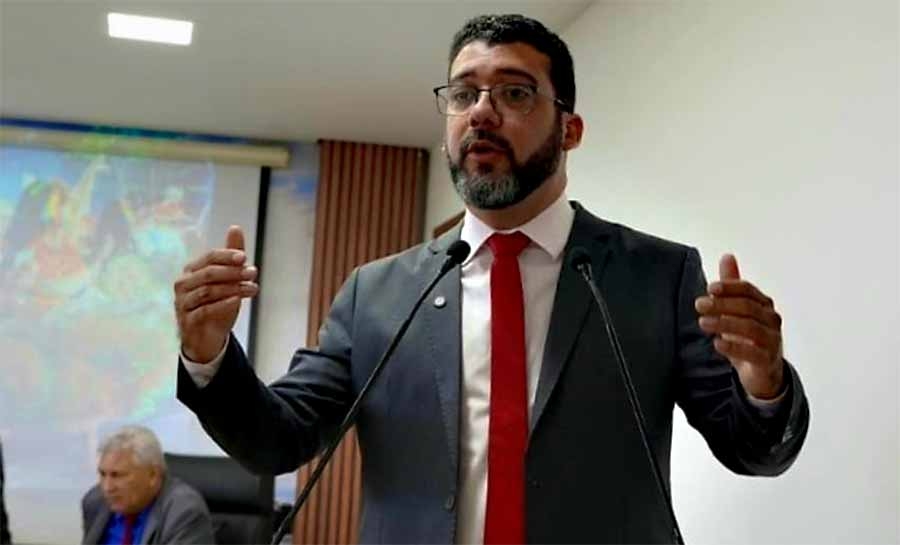 Diante de novas denúncias, André Kamai critica postura do prefeito e volta a cobrar afastamento de secretário acusado de crimes