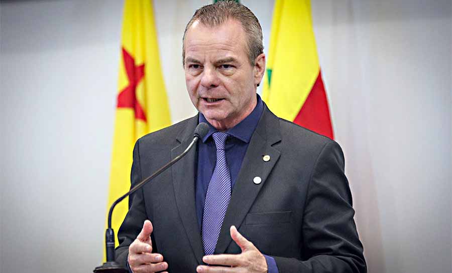 Pedro Longo destaca importância da união em defesa da BR-364 e celebra posse de novos servidores públicos estaduais