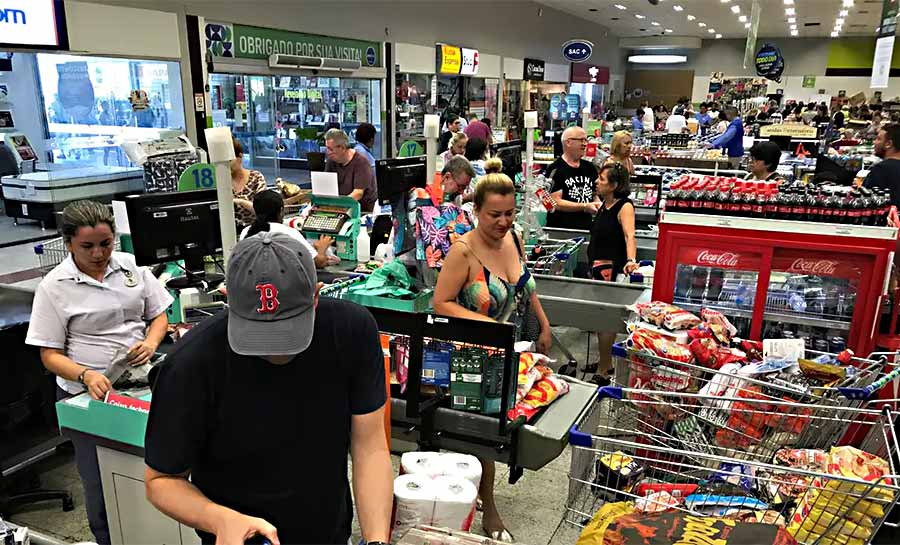 Preços dos alimentos caem pelo 4º mês consecutivo, diz IBGE