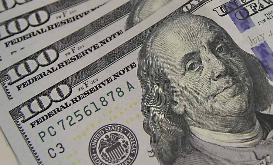 Dólar cai para R$ 5,46 com alívio nas tensões entre EUA e China