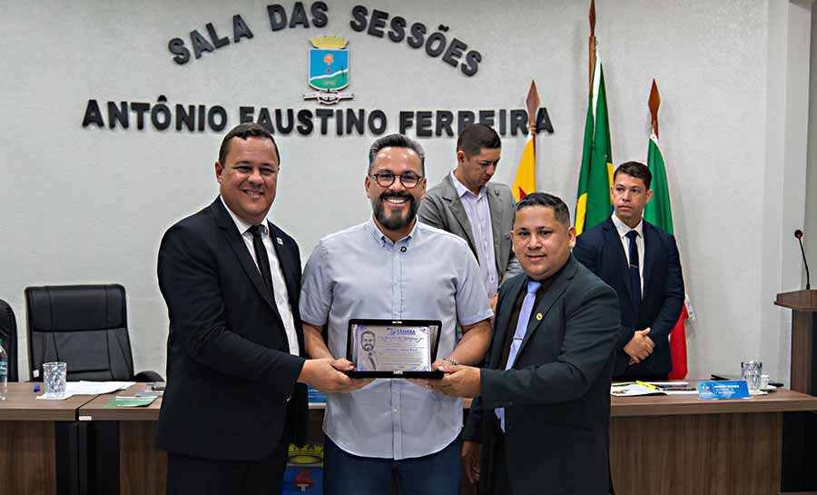 Câmara de Porto Acre realiza sessão solene em homenagem ao senador Alan Rick