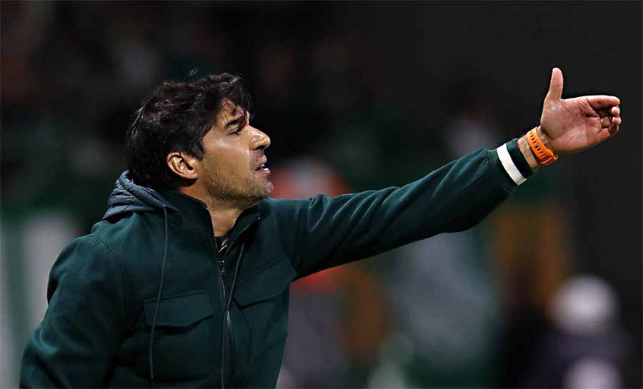 Abel Ferreira manda indireta após Palmeiras derrotar Juventude