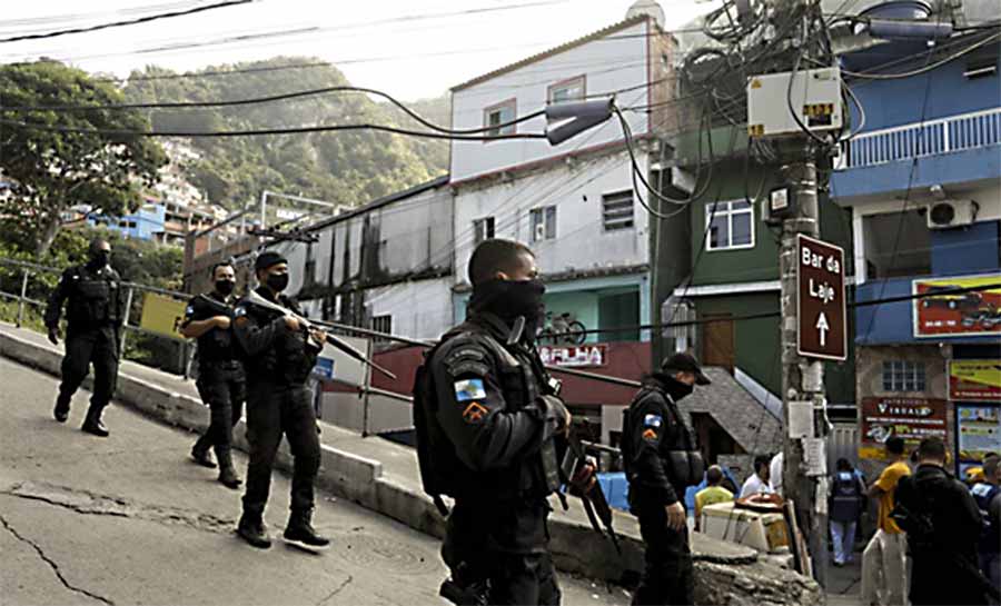 Democracia, ordem injusta e caos