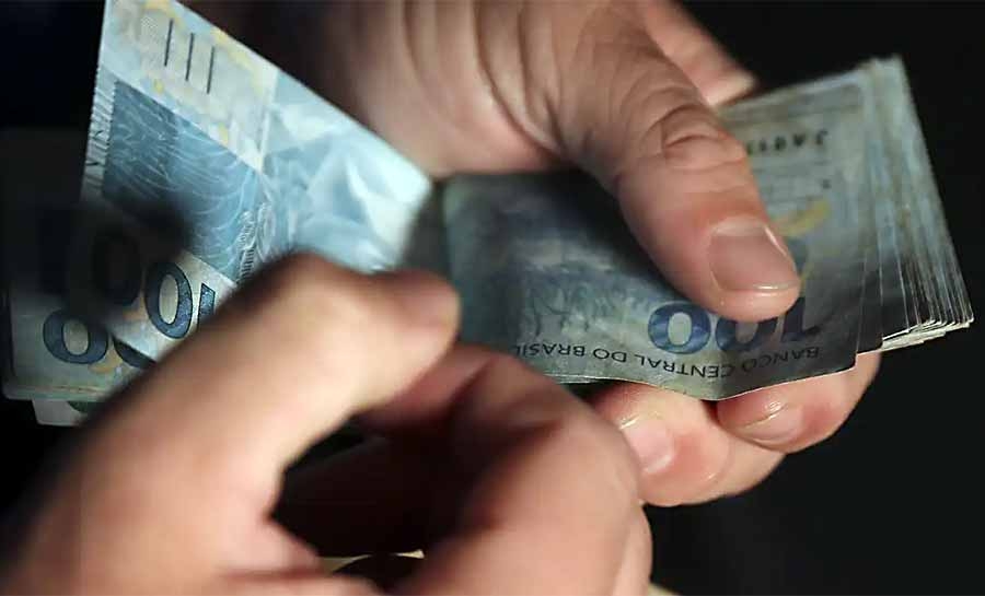 Poupança tem retirada líquida de R$ 9,7 bilhões em outubro