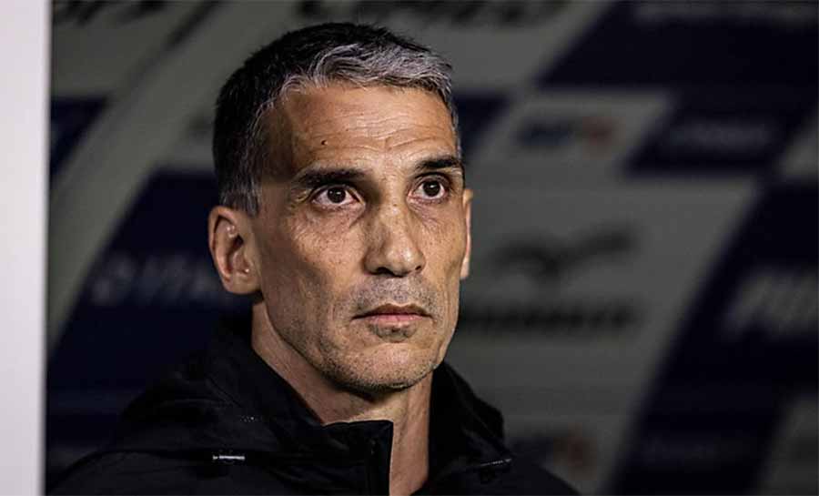 Já rebaixado? Mansur alerta Santos após derrota para Palmeiras