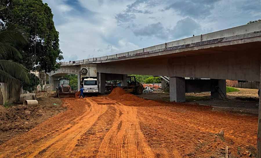 Deracre avança na execução das últimas etapas da Ponte da Sibéria, em Xapuri