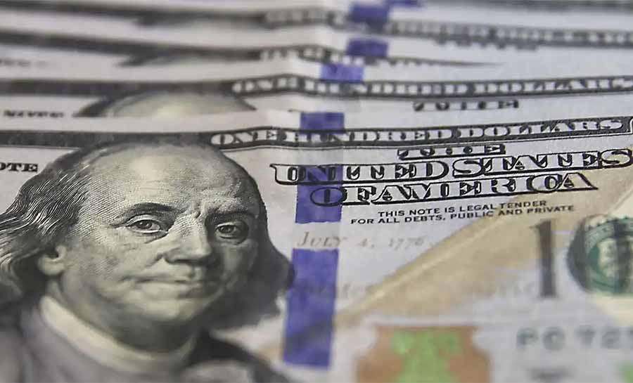 Dólar sobe para R$ 5,33 com espera de dados econômicos nos EUA