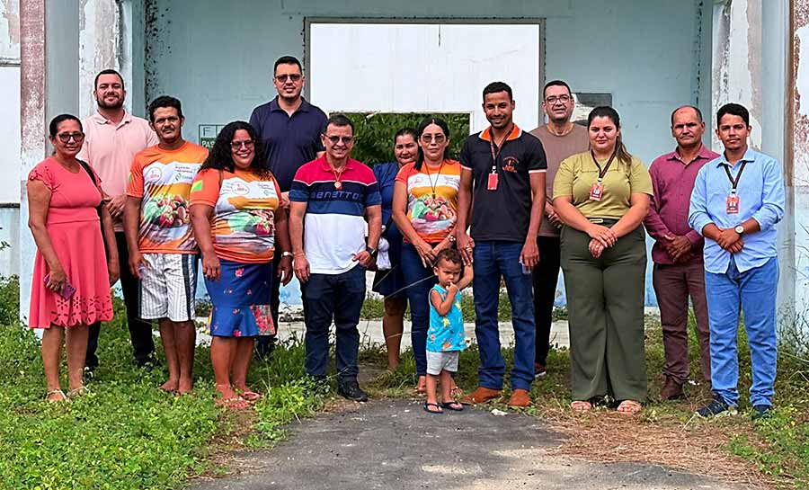 Gonzaga visita cooperativas rurais no Juruá e reforça apoio à agricultura familiar no Acre