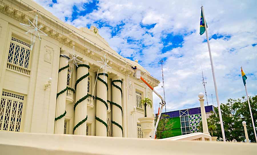 Governo anuncia acender das luzes no Palácio Rio Branco e divulga programação do Natal da Família