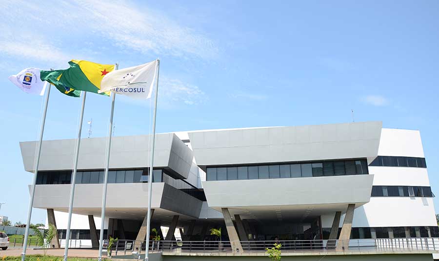 fachada sede adm TJAC 3